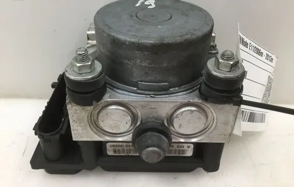 Nissan Note (E11) ABS Pump 0265231732