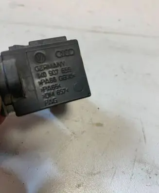 Skoda Superb B6 (3T) Airbag deployment crash/impact sensor 5N0959351