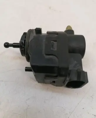 Renault Master II Headlight level adjustment motor 7700420737 007878