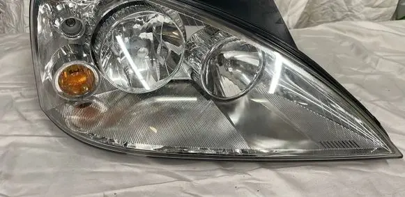Ford Galaxy Headlight/headlamp 0301183204 011602A04HR 1M2113100AA
