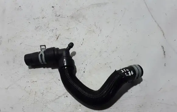 Renault Captur II Engine coolant pipe/hose 924108895R