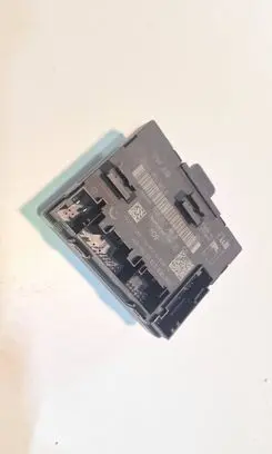 Skoda Superb B8 (3V) Door control unit/module 5Q0959592E 5Q0959592B