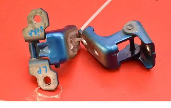 Renault Captur Front door hinge set 804010016