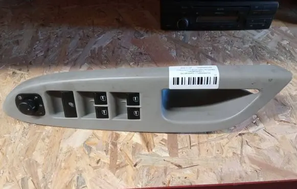 Volkswagen Eos Electric window control switch 1Q0959873B