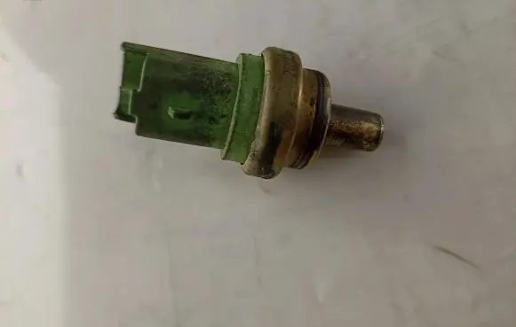 Coolant temperature sensor