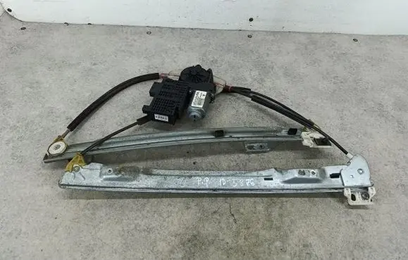 Citroen C4 Grand Picasso Front door window regulator with motor 9682495780