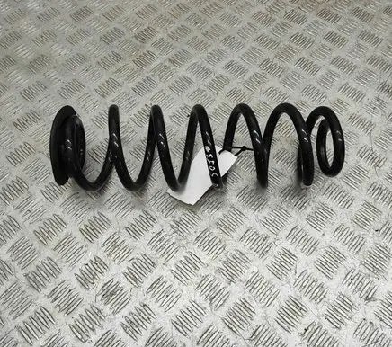 Volkswagen PASSAT B8 Rear coil spring 3Q0511115