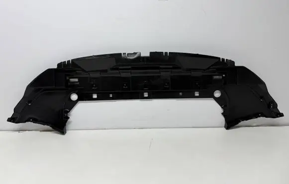 Volvo XC40 Front bumper skid plate/under tray 32345494