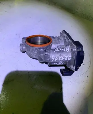 BMW 1 F20 F21 Throttle valve A2C15022300