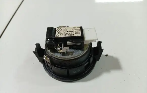 Renault Scenic I Front door speaker A7700425807