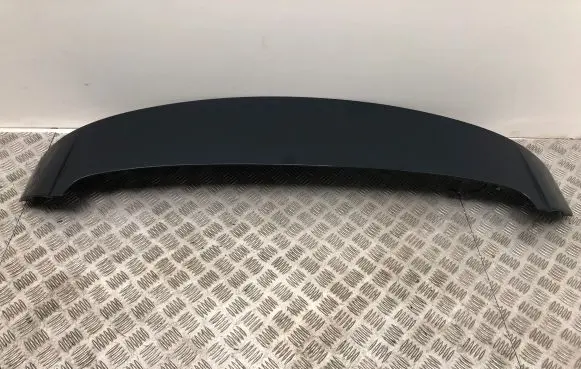 Tailgate/trunk spoiler