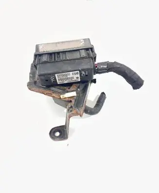 Jeep Compass Relay mounting block P68079616AB