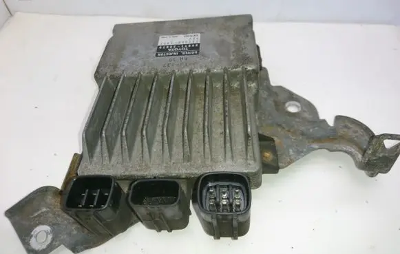 Toyota Avensis T250 Fuel injection control unit/module 8987120070 1310001371