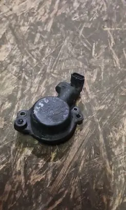 Volvo XC90 Camshaft position sensor 8627354