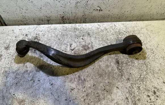 Mazda 6 Front lower control arm/wishbone