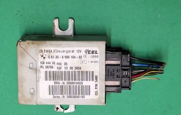 BMW X3 E83 Immobilizer control unit/module 61356988104 S007083005