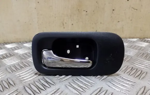 Rear door interior handle