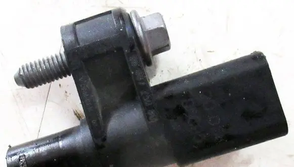 Opel Corsa F Camshaft position sensor 9688725080