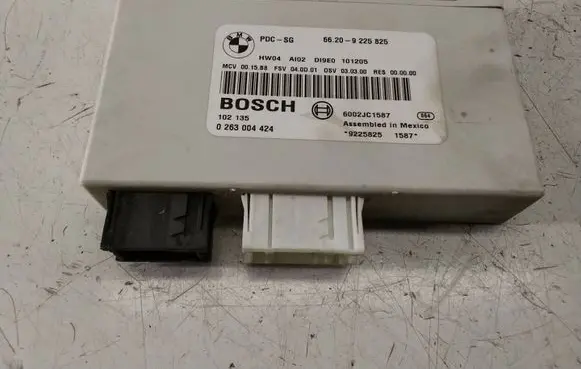 BMW X1 E84 Parking PDC control unit/module 9225825 6002JC1587 0263004424