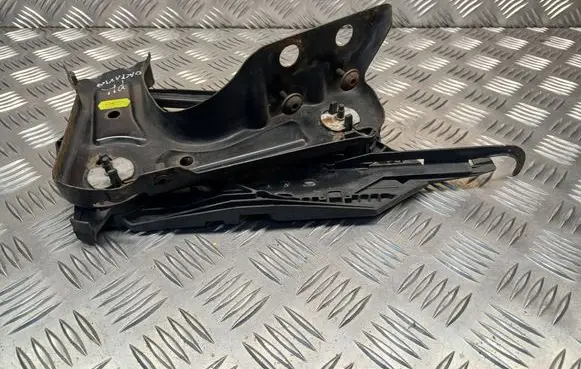 Skoda Octavia Mk2 (1Z) Headlight/headlamp mounting bracket 1Z0941339
