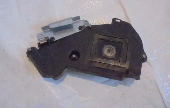 Citroen C4 II Timing belt guard (cover) 9804860080