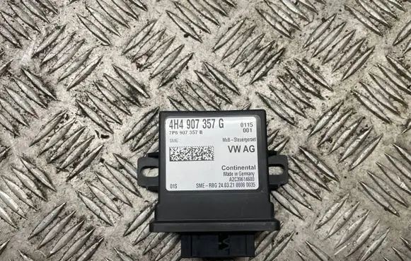 Audi TT TTS RS Mk3 8S Xenon control unit/module 4H4907357G