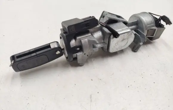 Ford Mondeo MK IV Ignition lock 3M513F880AD 6B5T15607BA 77320013