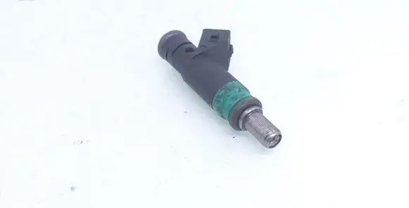 Volvo V50 Fuel injector 98MFBC 6067Q02143