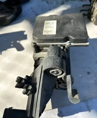 Mercedes-Benz E W212 ABS Pump 0265951858