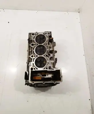 Audi A6 S6 C6 4F Engine head 06e103374a