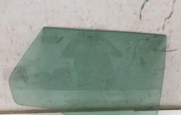 Ford Mondeo MK V Rear door window glass
