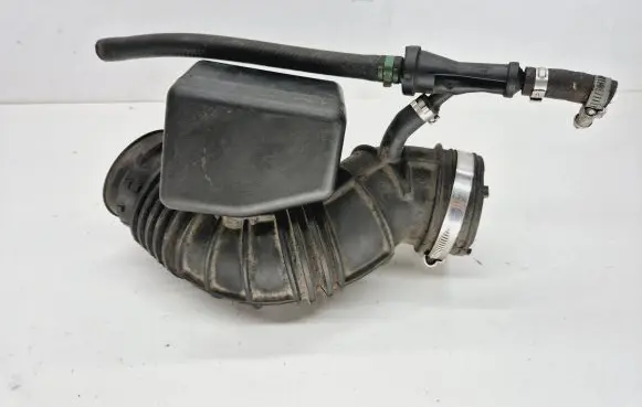 Volvo V70 Air intake hose/pipe 30636828