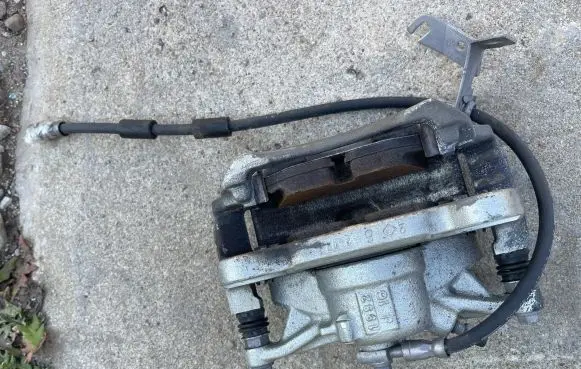 Audi A3 8Y Front brake caliper 7L766C