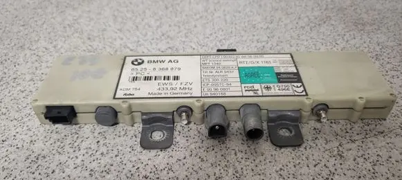 BMW 5 E39 Antenna control unit 65258368879