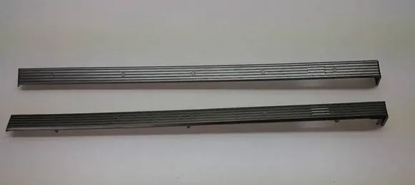 Nissan X-Trail T30 Panel trim 684118H300 684108H300