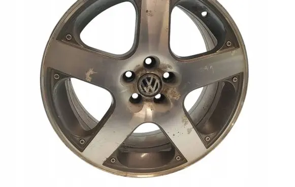Volkswagen Golf IV R17 alloy rim