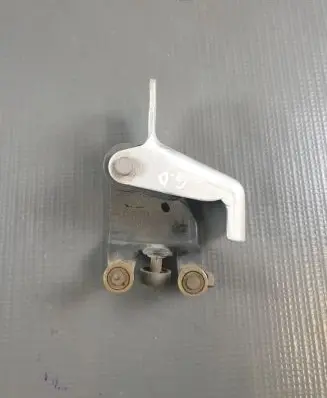 Renault Kangoo II Sliding door middle roller runner 497637G 531807F