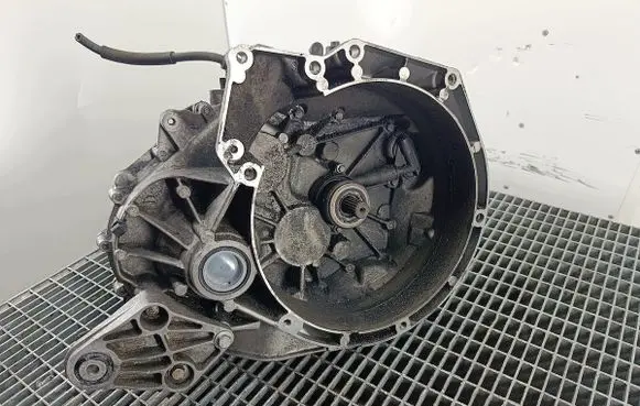 Ford Focus Manual 6 speed gearbox AV6R7002KF