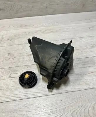 BMW 5 GT F07 Coolant expansion tank/reservoir 7806038 10617211