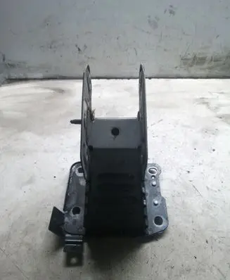 Opel Meriva B Radiator support slam panel bracket 13115035