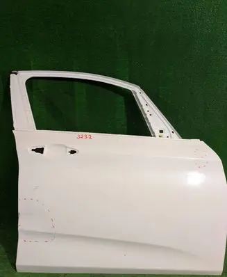 BMW 2 F45 Front door