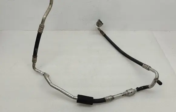 Volkswagen Polo Air conditioning (A/C) pipe/hose 6Q1820743AE