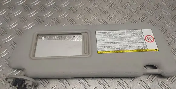 Sun visor