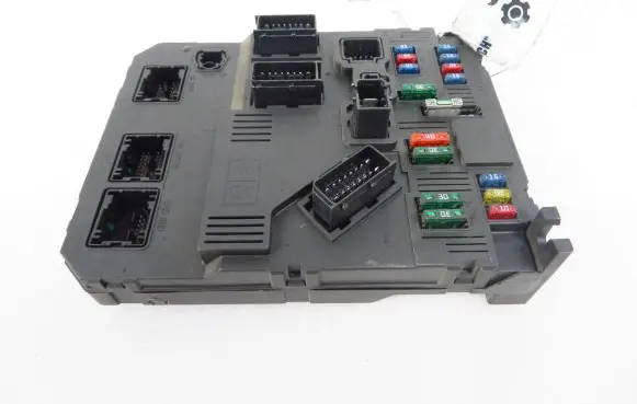 Peugeot 206 Central body control module S118085110E 9646777480