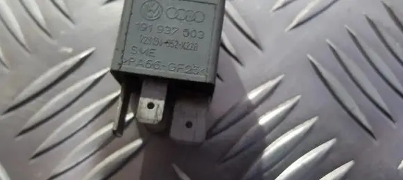 Ford Galaxy Other relay 191937503 v23134-j52-x228
