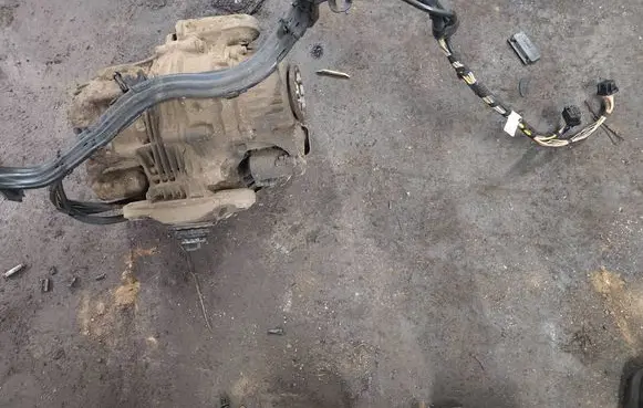 BMW X6 E71 Rear differential