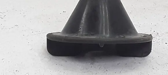 Opel Astra G Spare wheel bolt 90126755