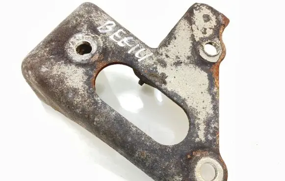 Toyota Avensis T250 Gear shift cable bracket 