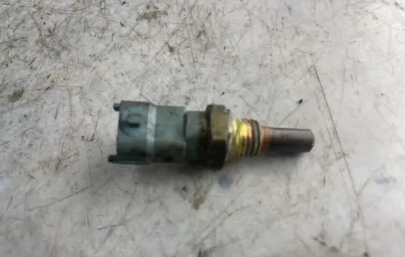 Coolant temperature sensor