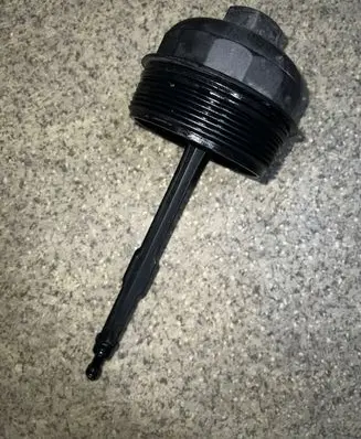 BMW 7 E38 Oil filter cover 2246171 8686255